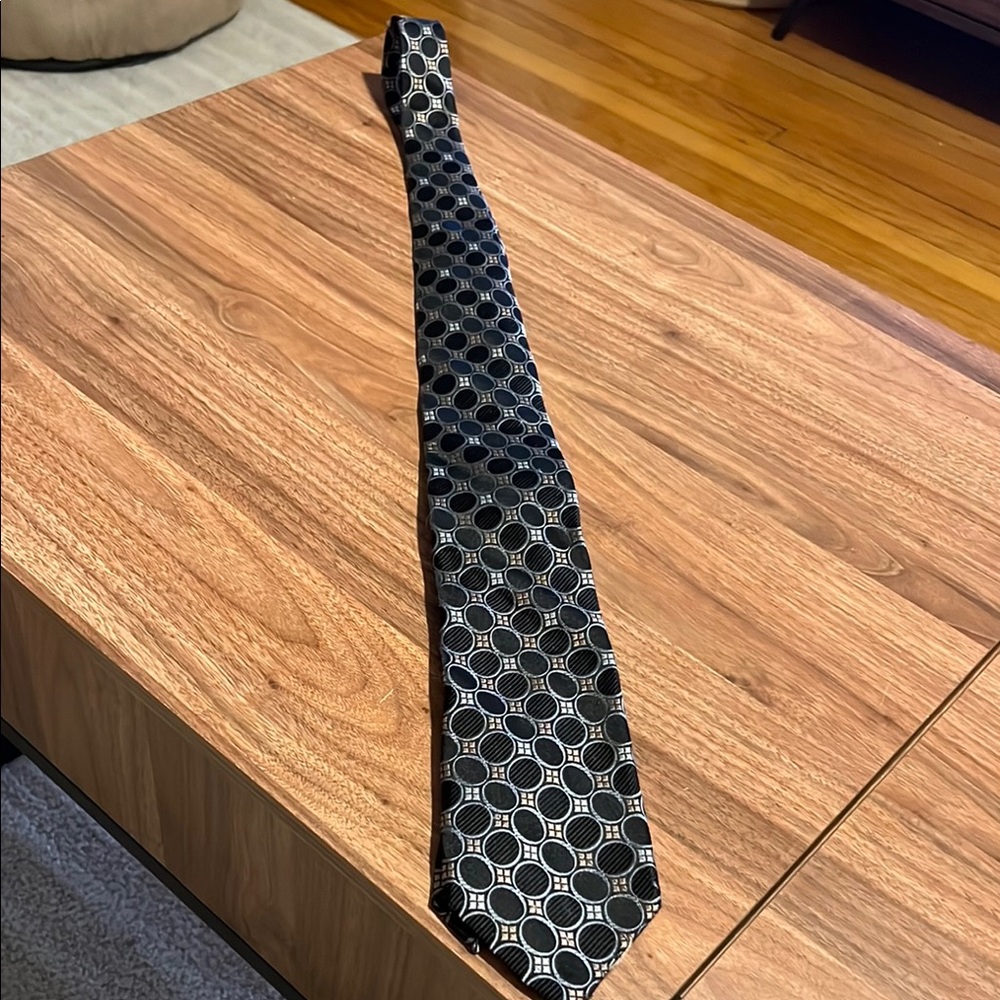 Men's Michael Kors Black Geometric Pattern Tie
